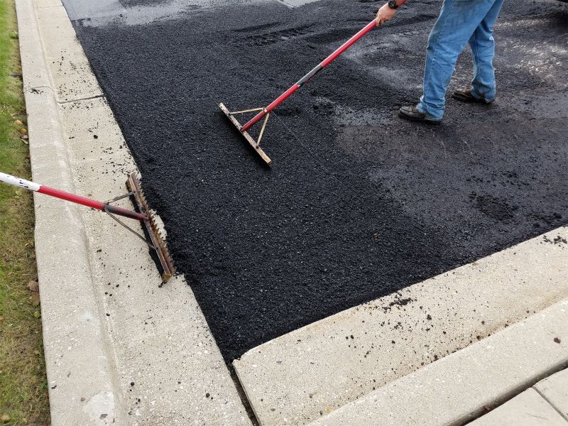 Experienced Asphalt Pavers